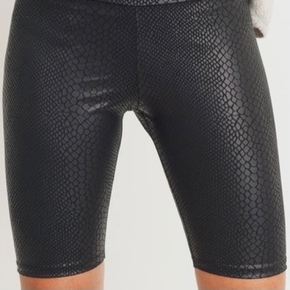Snake skin Bike Shorts